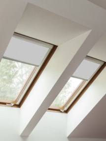 Classic Alaskan Husky Blackout Skylight Blind For Fakro Windows