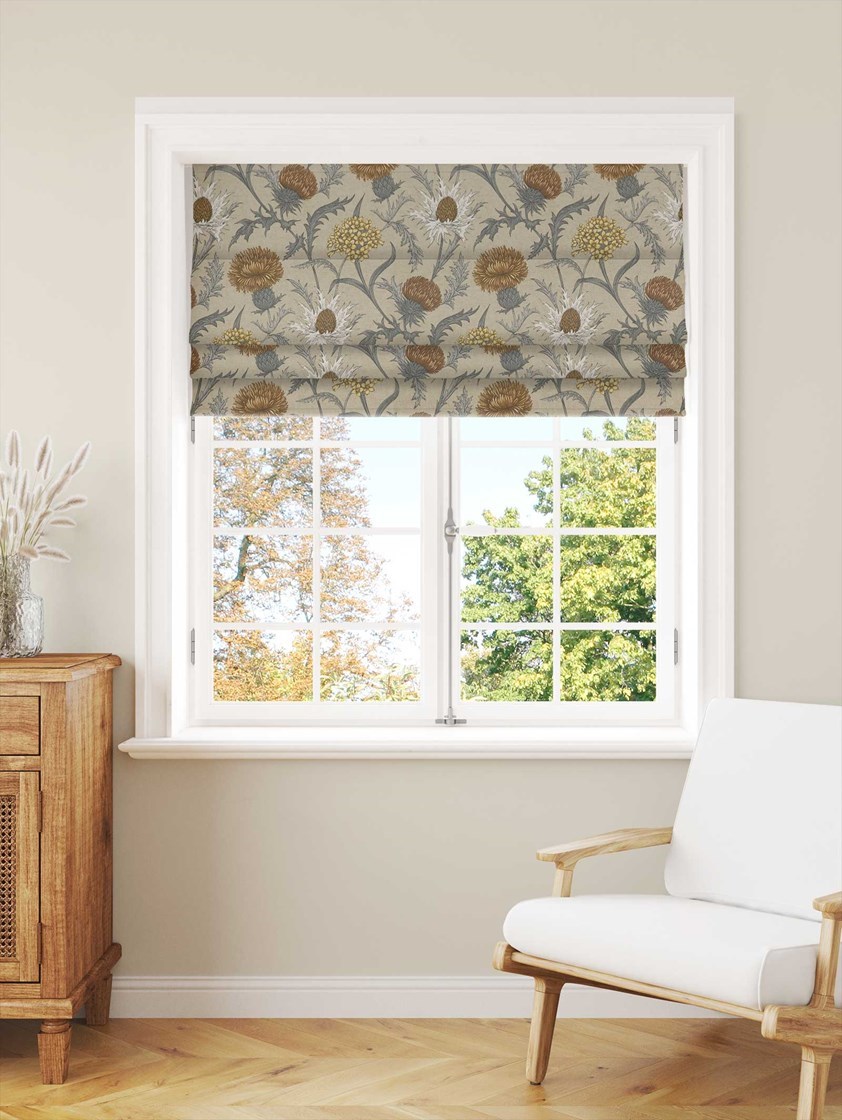 Acanthium Ochre Roman Blind