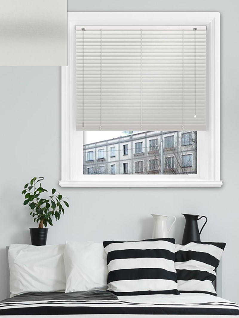 Simplicity Silver Aluminium Venetian Blind