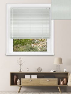 Silver 25mm Aluminium Venetian Blind