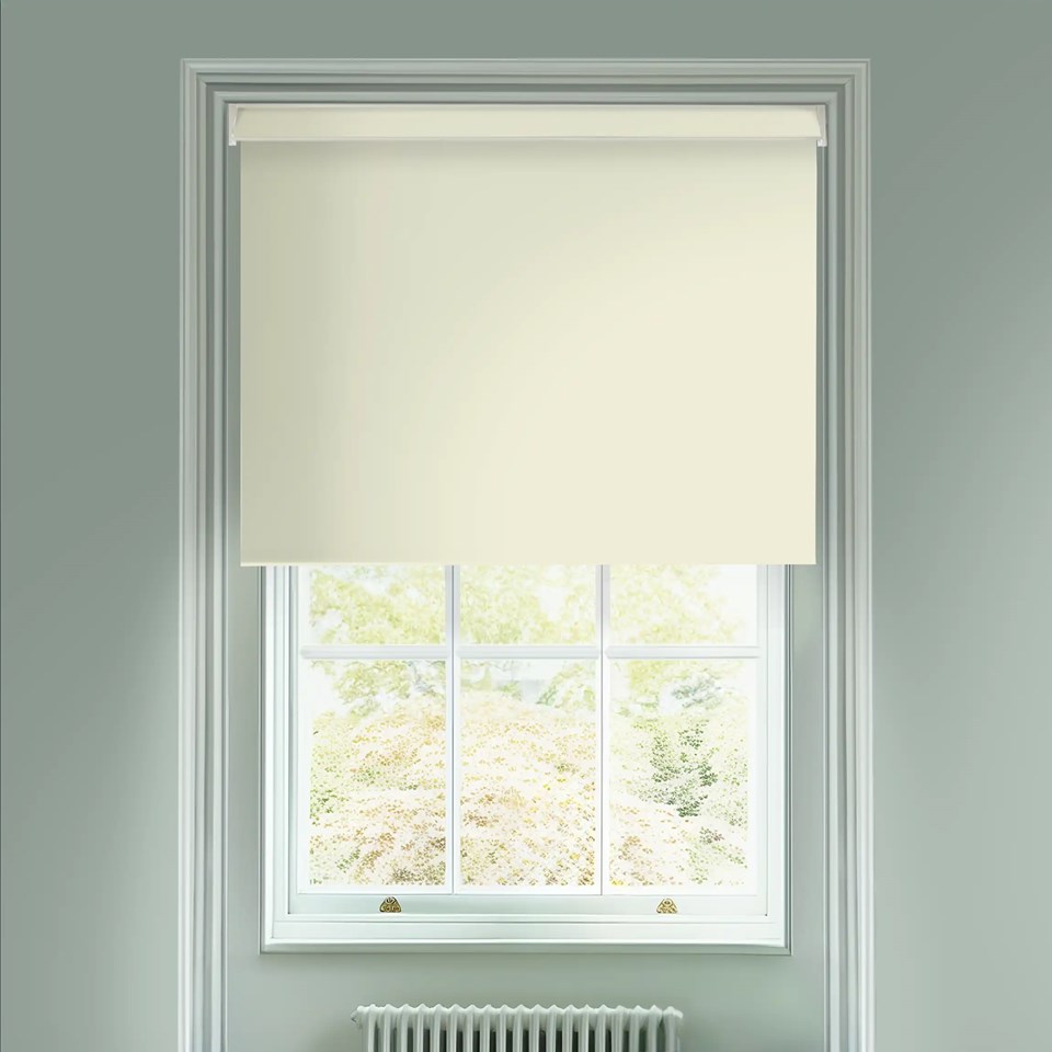 Cosy Cream Blackout Electric Roller Blind