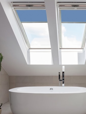 Classic Coastal Shores Blackout Skylight Blind To Fit Dakstra Windows