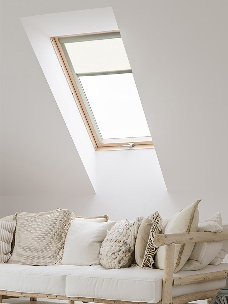 Classic White Blackout Skylight Blind To Fit Dakstra Windows