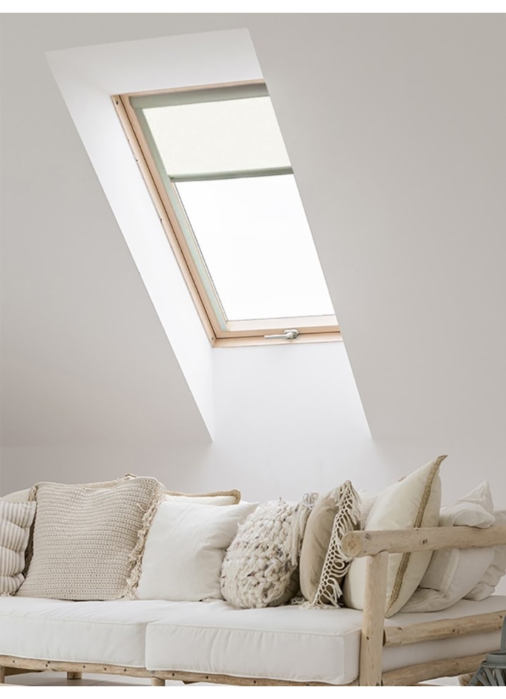 Classic White Blackout Skylight Blind To Fit Dakstra Windows