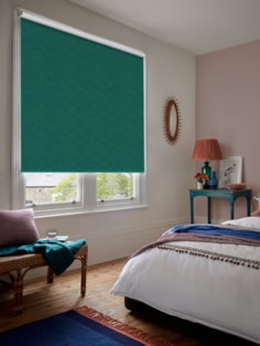 New York Emerald Green Roller Blind