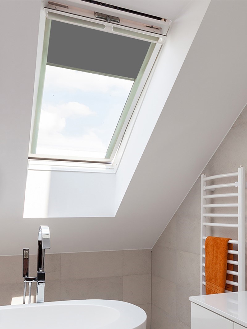 Classic Iron Mountain Blackout Skylight Blind For Fakro Windows