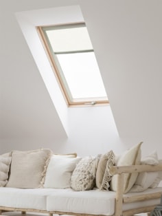 Classic White Blackout Skylight Blind For Fakro Windows