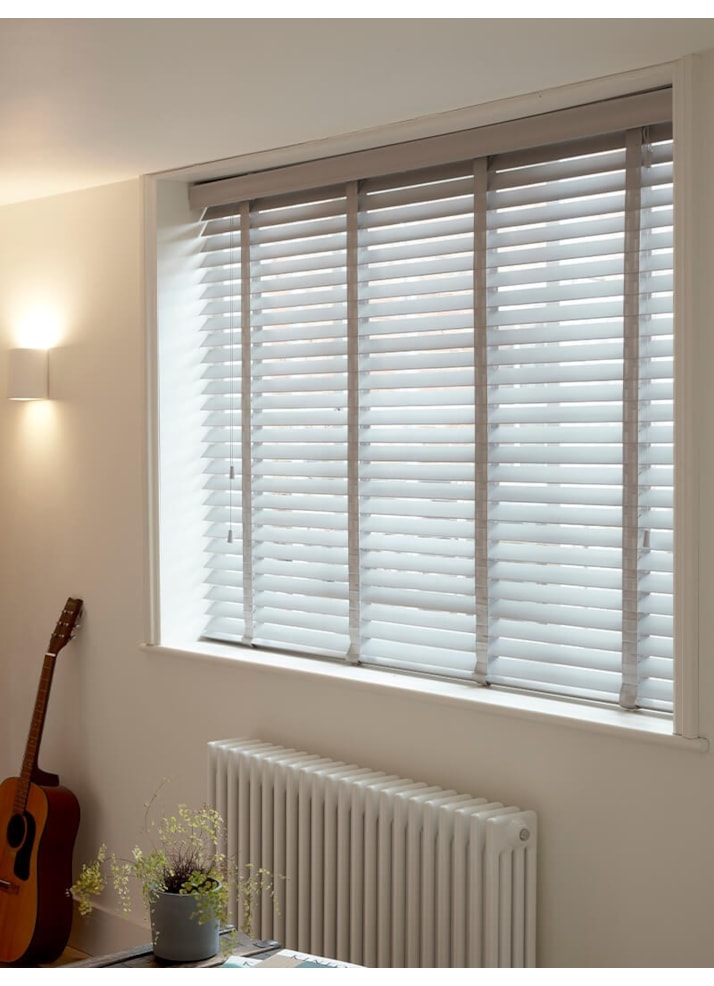 Pigeon Grey Real Wood Venetian Blind With Tapes