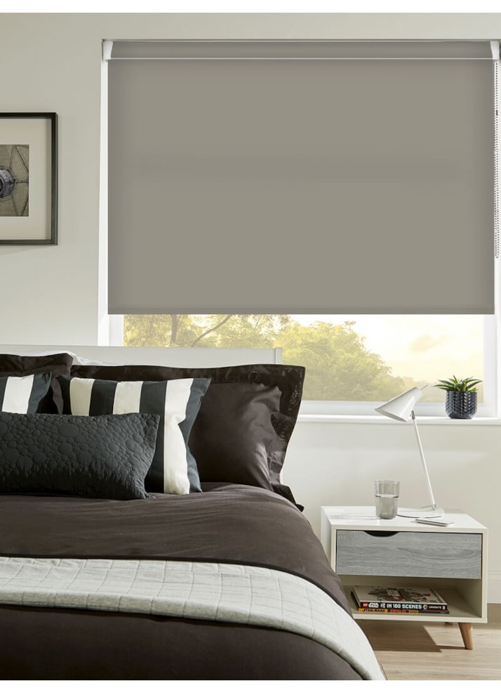 Castle Keep Daylight Grip Fit Roller Blind