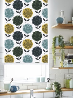 Orla Kiely Hydrangea Jade Roller Blind