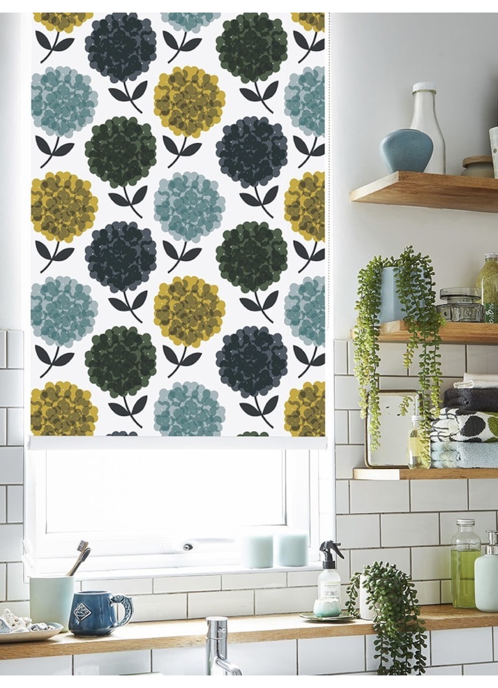 Orla Kiely Hydrangea Jade Roller Blind