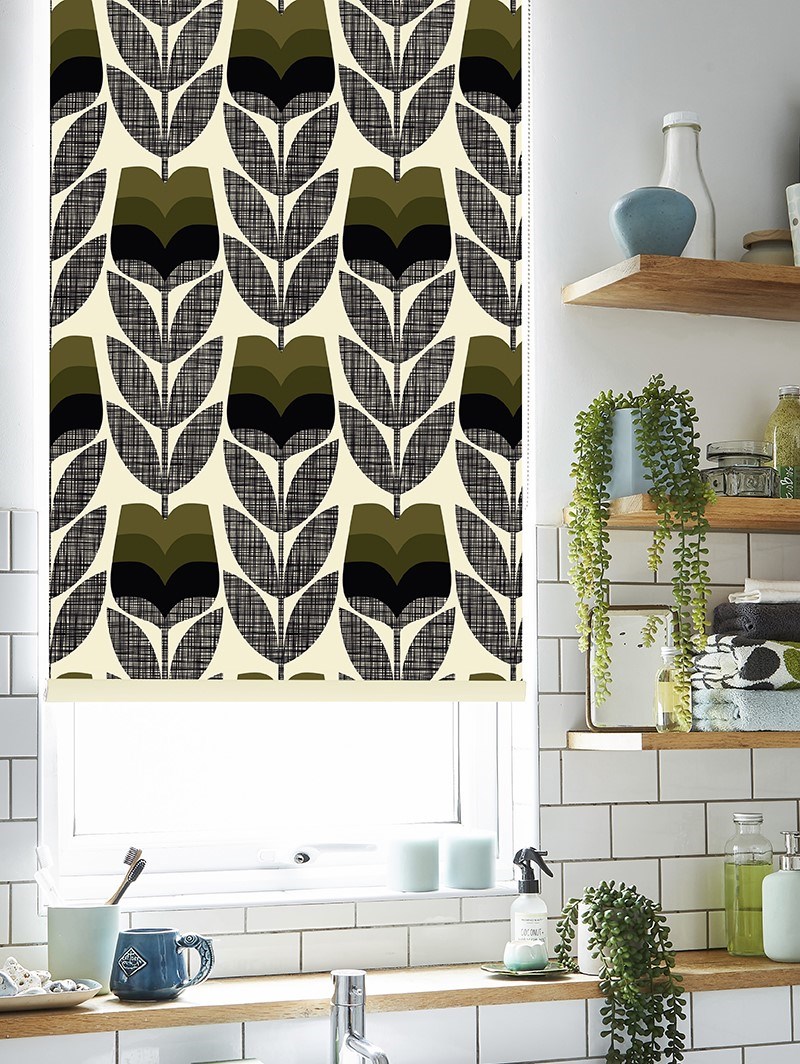 Orla Kiely Rose Bud Moss Roller Blind