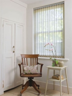 Pale Mint 89mm Sheer Vertical Blind