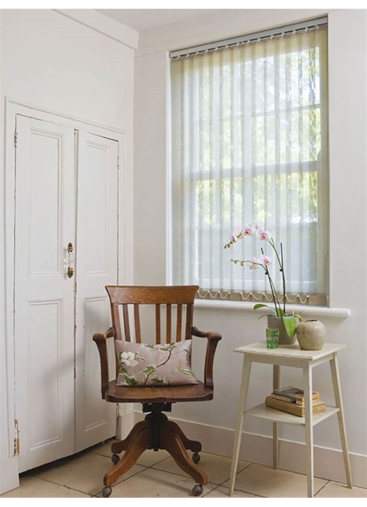 Pale Mint 89mm Sheer Vertical Blind